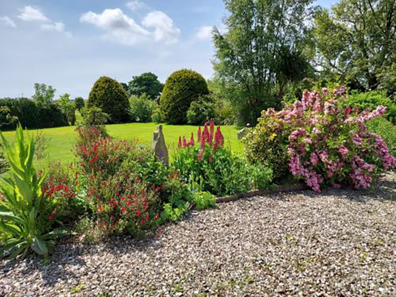 Iona Cottage Garden